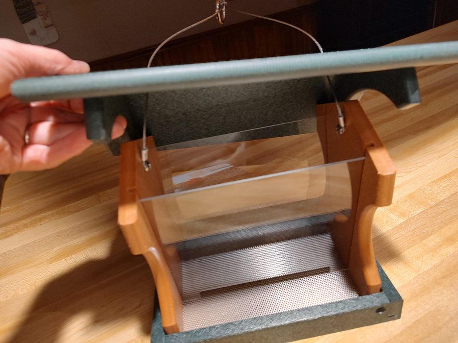 Green Meadow Small Hopper Bird Feeder