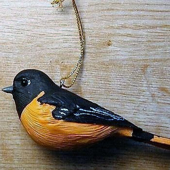 Poly-resin Oriole Ornament