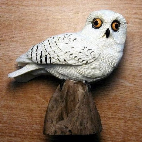 Polyresin Snowy Owl Statuette 4.25 IN