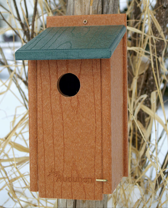 Going Green Recycled Plastic Bluebird House 7 IN x 8 IN x 12.5 IN